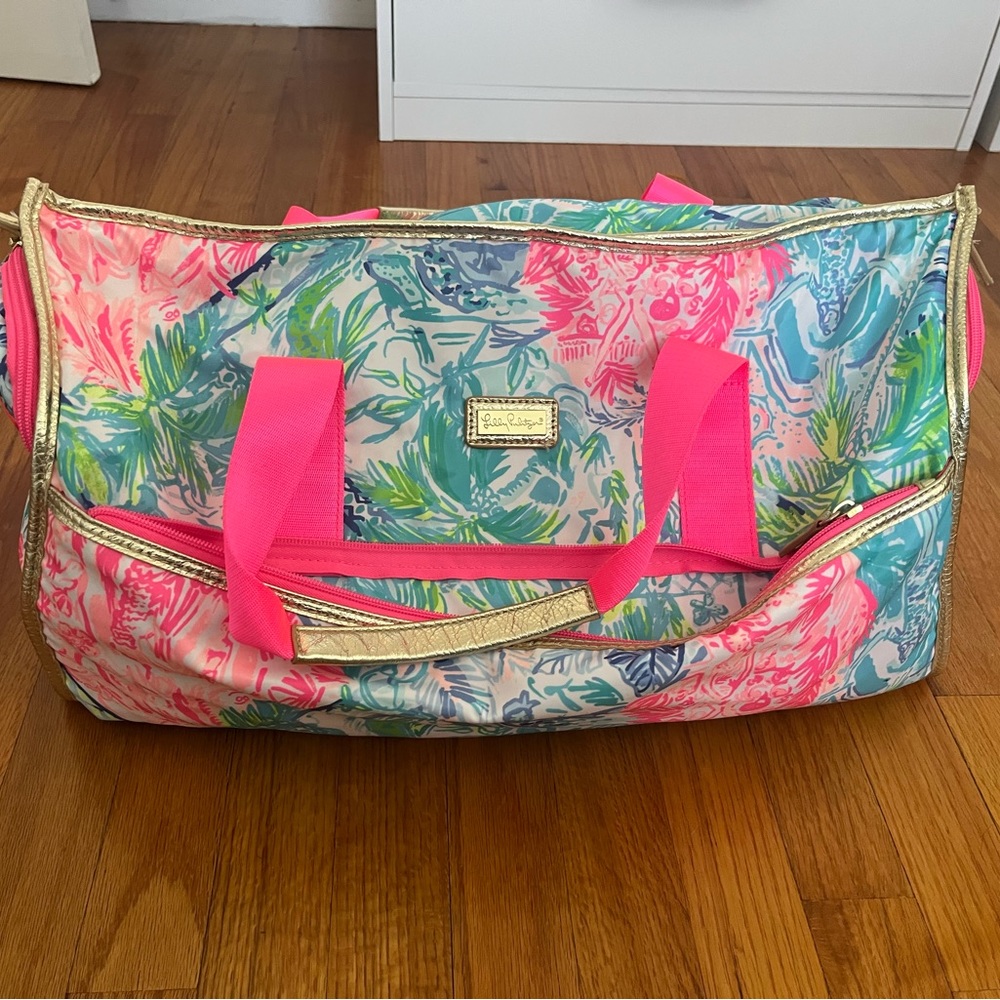 Lilly Pulitzer Bohemian Queen Duffel/garment bag